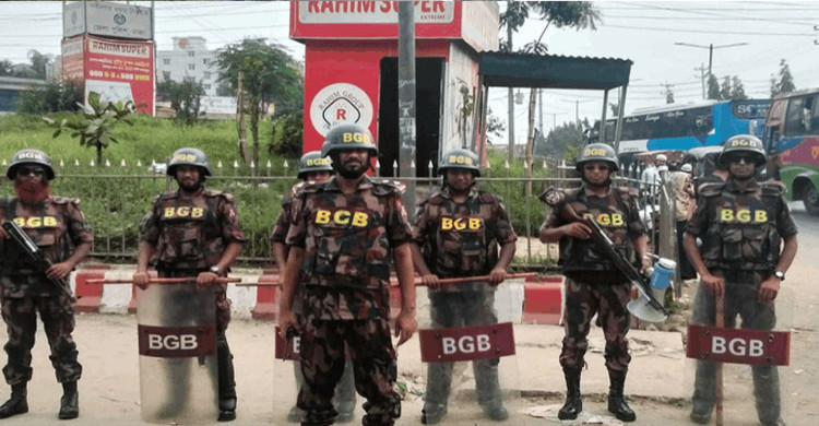 ঈদকে কেন্দ্র করে নিরাপত্তায় বর্ডার গার্ড বাংলাদেশ মোতায়েন