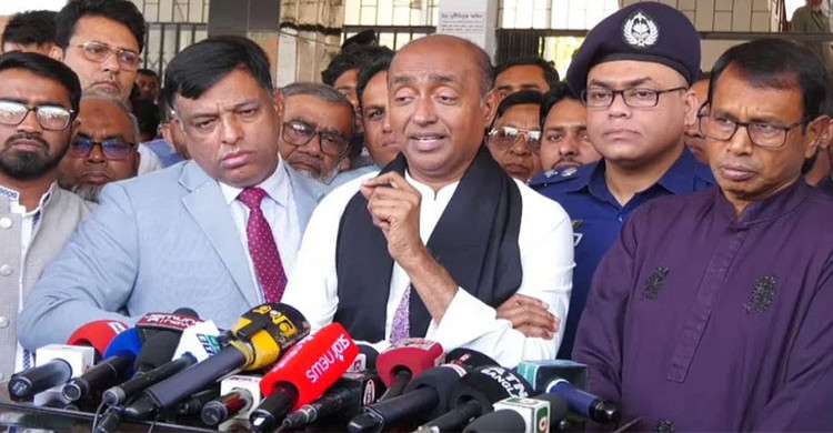  শিক্ষার্থীদের মাদকাসক্তি থেকে রক্ষায় শিক্ষকদের নতুন পরিকল্পনার তাগিদ আইনমন্ত্রীর