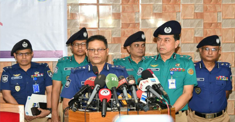  চাঁদাবাজি বন্ধে শিগগিরই নতুন আইন হচ্ছে: আইজিপি