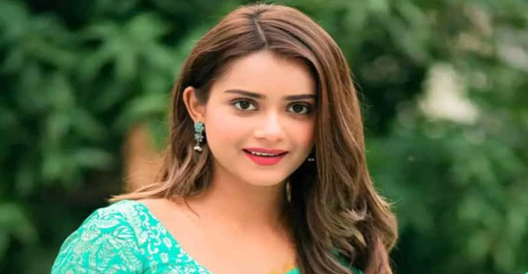 বাংলাদেশে নিরাপত্তাহীনতায় ভুগছেন তানজিন তিশা