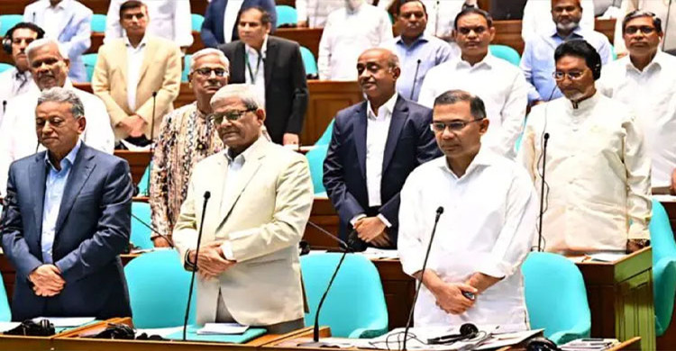 বাজেট অধিবেশনে যোগ দিলেন প্রধানমন্ত্রী
