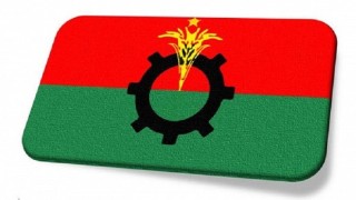 পানি, স্যালাইন ও শরবত বিতরণ বিএনপির   
