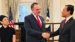 ওয়াশিংটনে শপথ নিলেন বাংলাদেশের নতুন মার্কিন রাষ্ট্রদূত