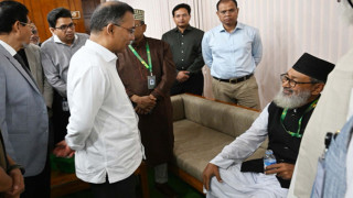 অধিবেশনের মাঝে অসুস্থ এমপির খোঁজ নিলেন প্রধানমন্ত্রী