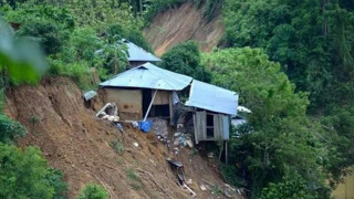 কালবৈশাখী ঝড় ও ভারী বৃষ্টির সতর্কবার্তা, চট্টগ্রামে ভূমিধসের আশঙ্কা