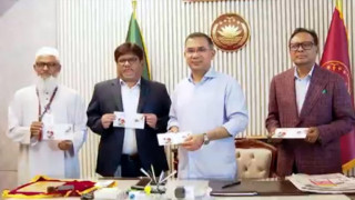 স্বাধীনতা দিবসে স্মারক ডাকটিকিট ও বিশেষ সিলমোহর উন্মোচন প্রধানমন্ত্রীর