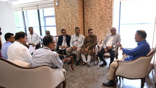 প্রধানমন্ত্রী ও পূজা উদযাপন পরিষদের প্রতিনিধিদের সৌজন্য বৈঠক