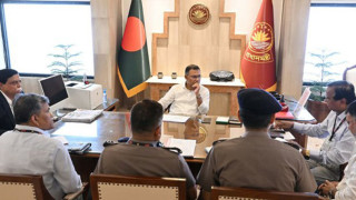 উচ্ছেদকৃত হকারদের পুনর্বাসনে দ্রুত ব্যবস্থা নিতে বললেন প্রধানমন্ত্রী