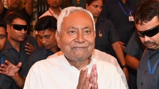 ‘নীতিশের দিকে তাকিয়ে পুরো ভারত’