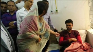 শিক্ষকের গুলিতে হাসপাতালে শিক্ষার্থী