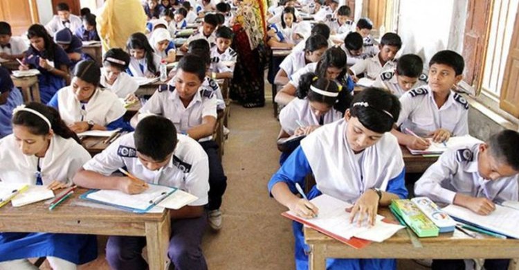 আগামীকাল শুরু হচ্ছে এসএসসি ও সমমান পরীক্ষা আগামীকাল শুরু হচ্ছে এসএসসি ও সমমান পরীক্ষা